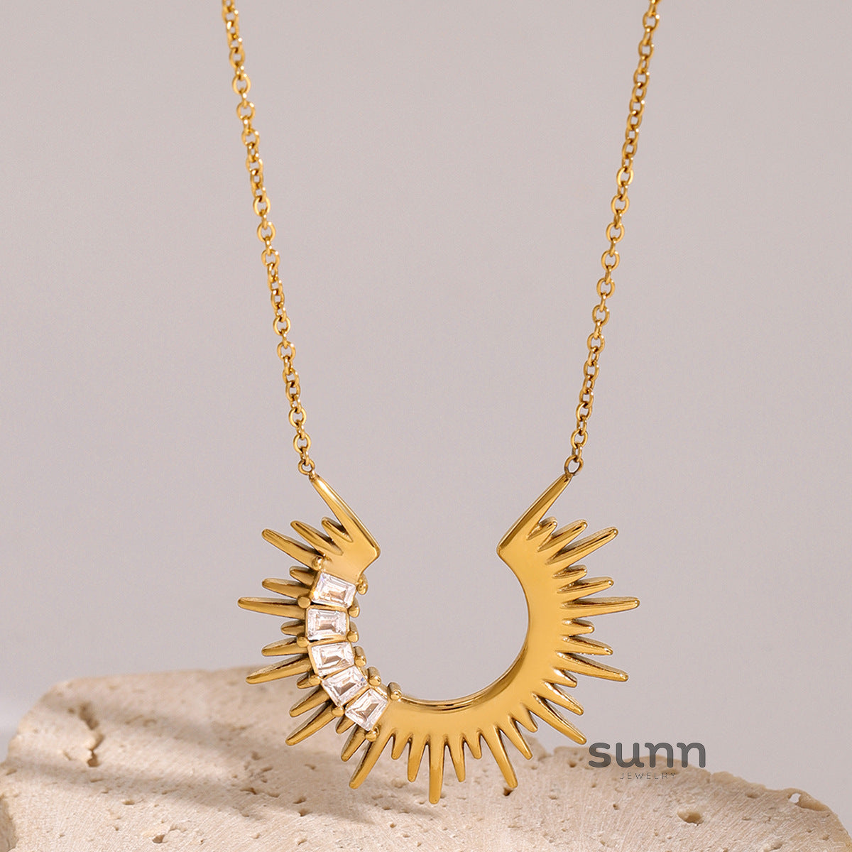 Brecklyn Sunflower Moon Necklace [DDZZZP93]
