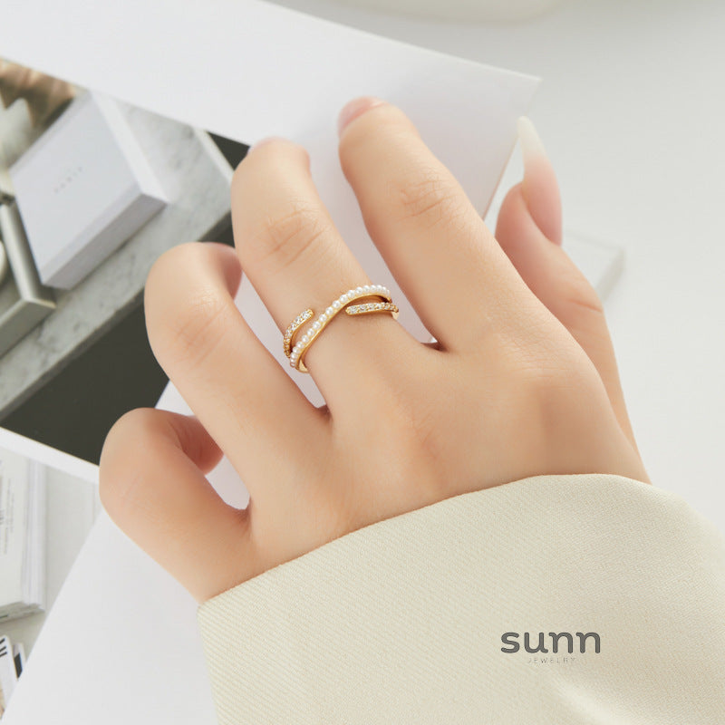Brecklynn Pearl Cross Ring [AY8H91YK]