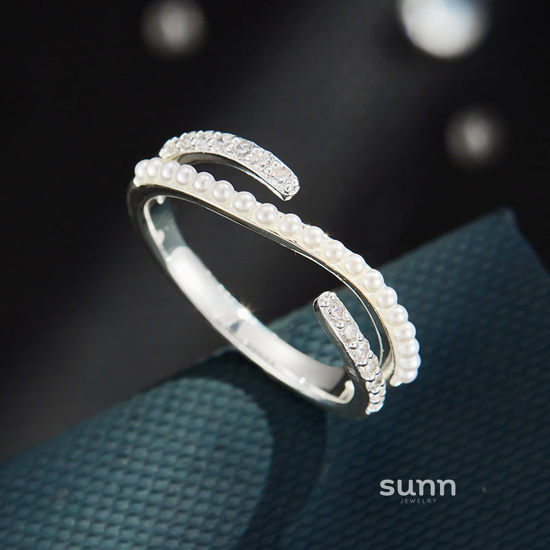 Brecklynn Pearl Cross Ring [X8FIITIR]
