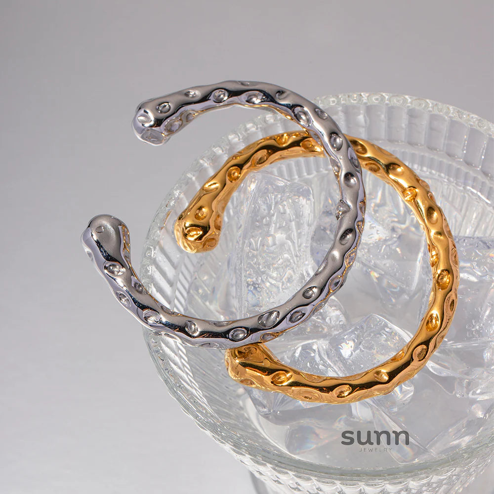 Breelynn Hammered Texture Bangle