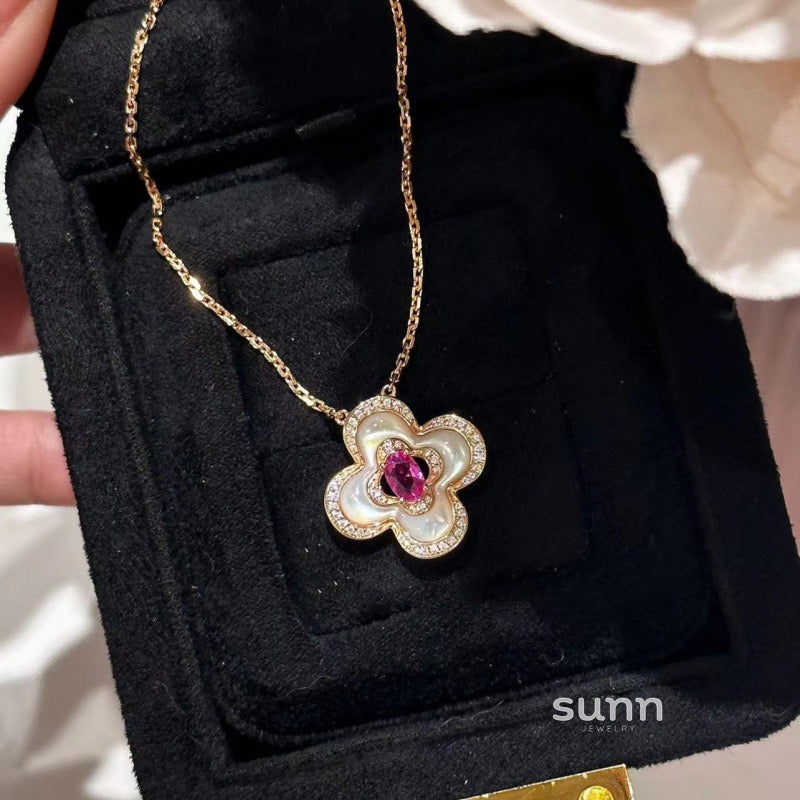 Breindy Rose Pearl Clavicle Necklace [AYHX5QO5]