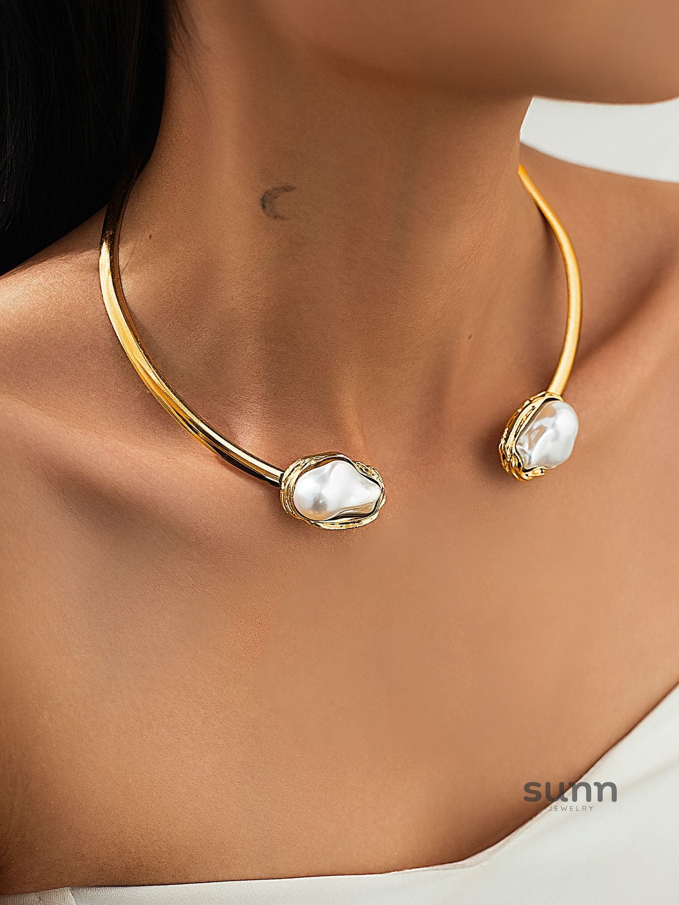 Brenda Baroque Pearl Choker [ZCLFNGBF]