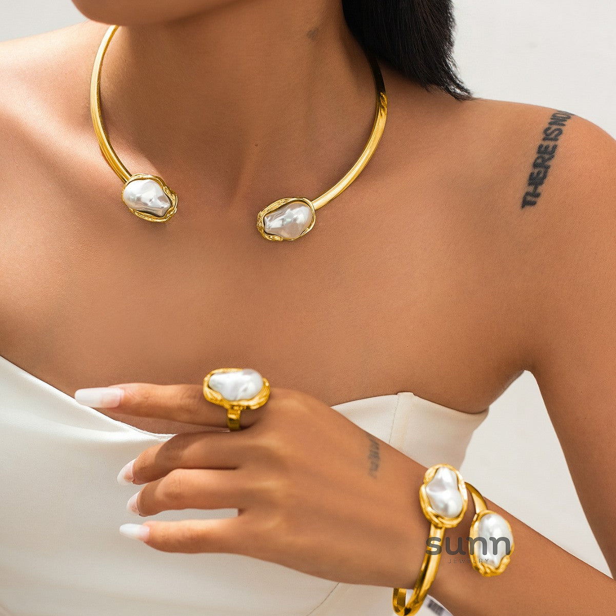 Brenda Baroque Pearl Choker [8HFGEZLC]