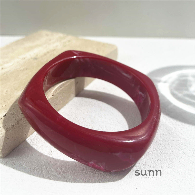 Brenlee Sculptural Resin Bangle [2Z865NRL]