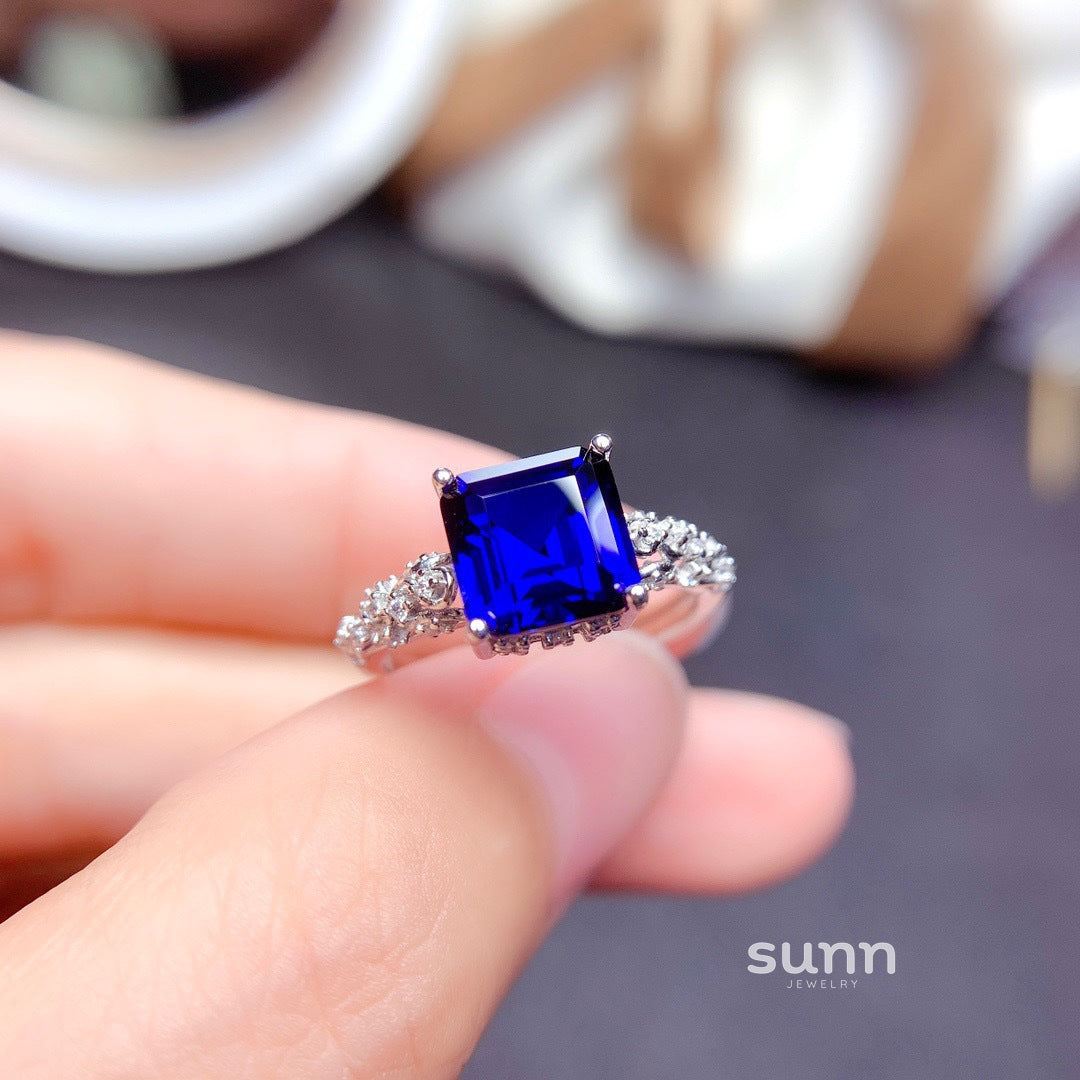 Brianne Regal Square Ring [4VXB4WC7]