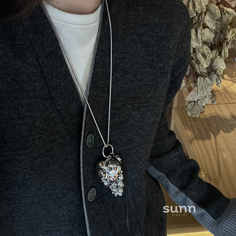 Brianny Leopard Heart Tassel Necklace [K1RHGWVJ]