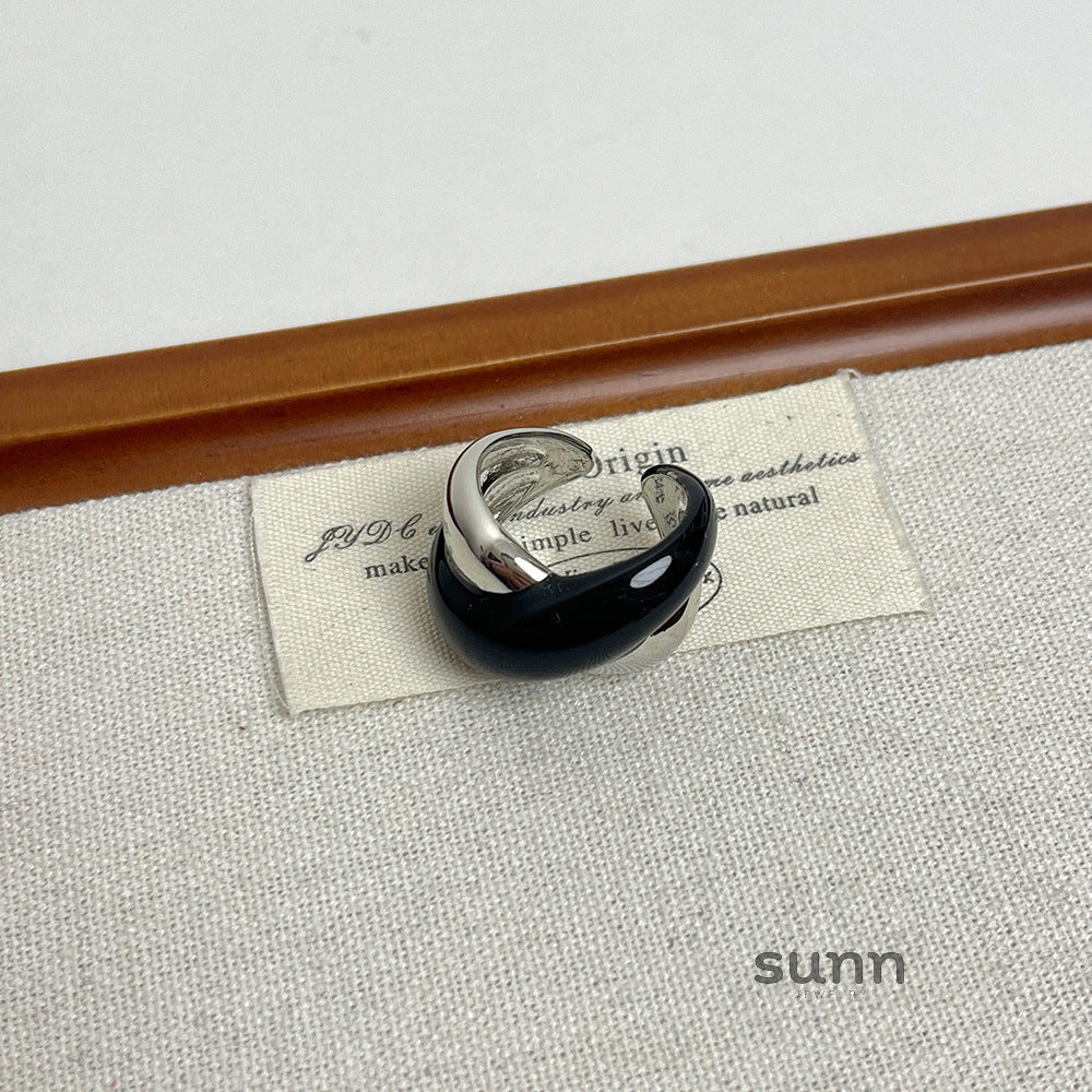 Briel Contrasting Glaze Ring [J55HT17Z]