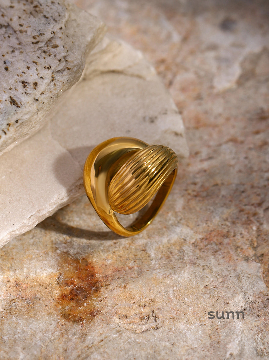 Briel Staggered Drop Ring [70CX6LNX]