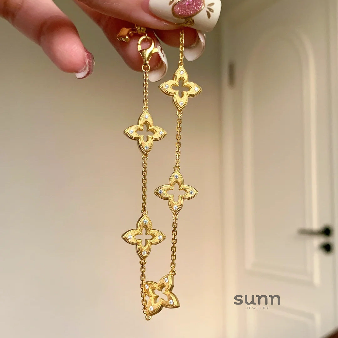 Briella Diamond Clover Set [MBK4FVL8]