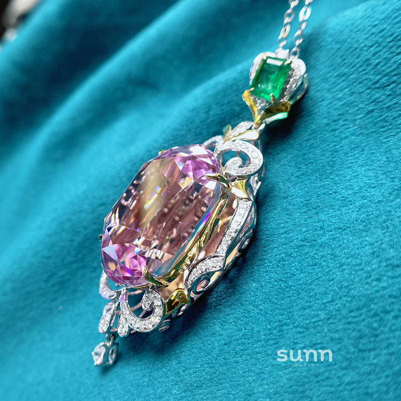 Brigitte Grand Morganite Pendant [W8ROU8W4]