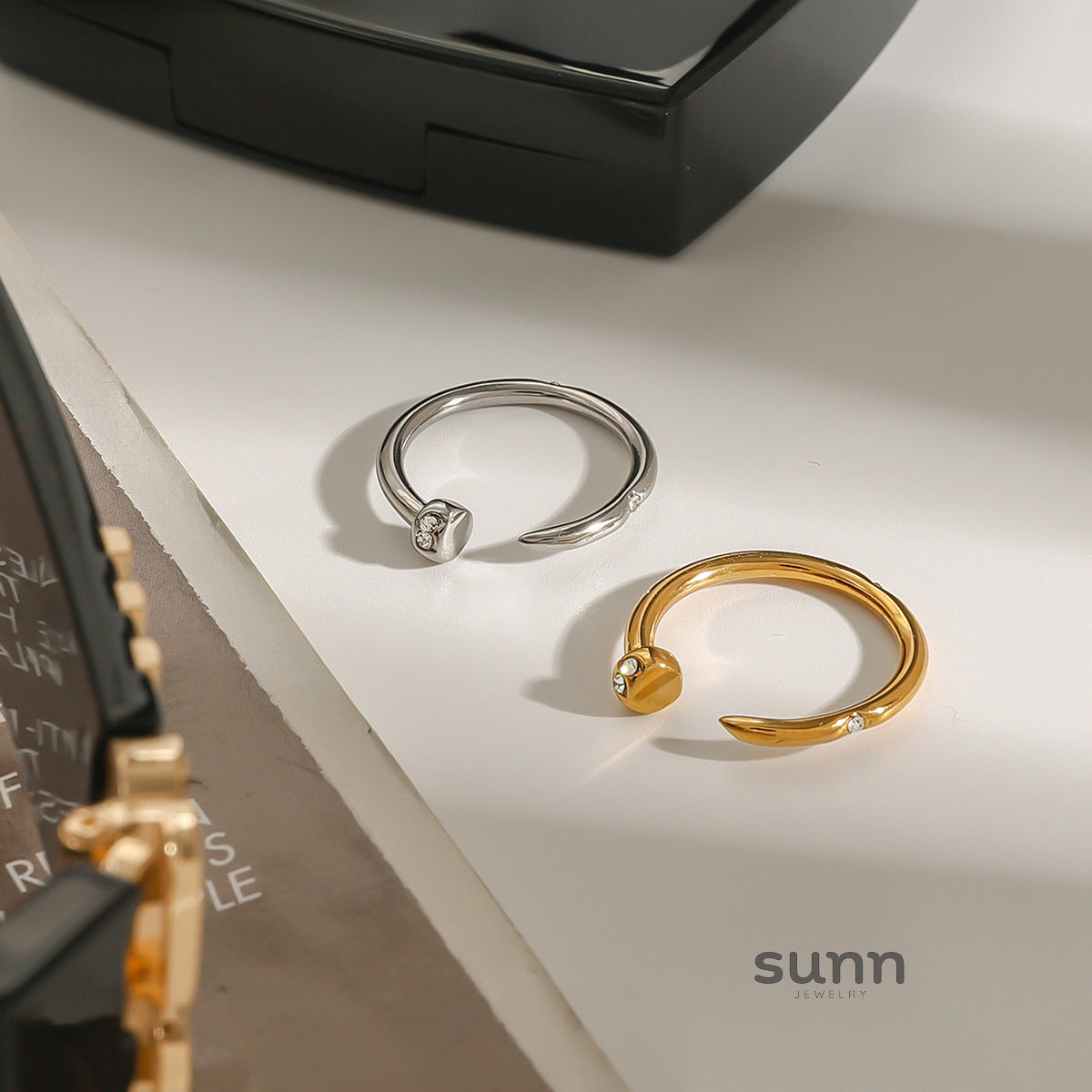 Brilee Sleek Geometric Ring [5R3Z050K]