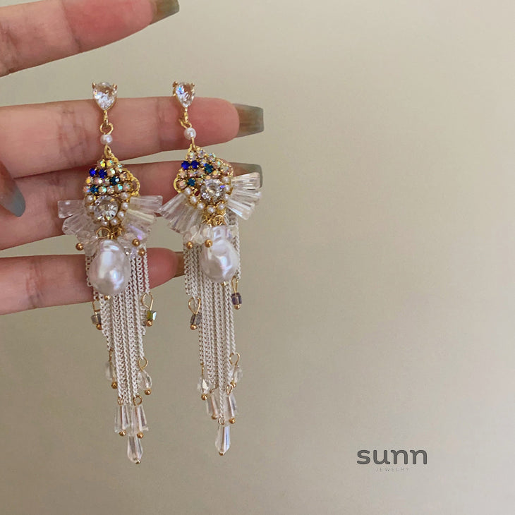 Brinlee Sparkling Tassel Earrings [CAKJRWLF]