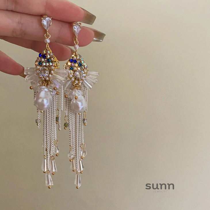 Brinlee Sparkling Tassel Earrings [M1F73SRU]