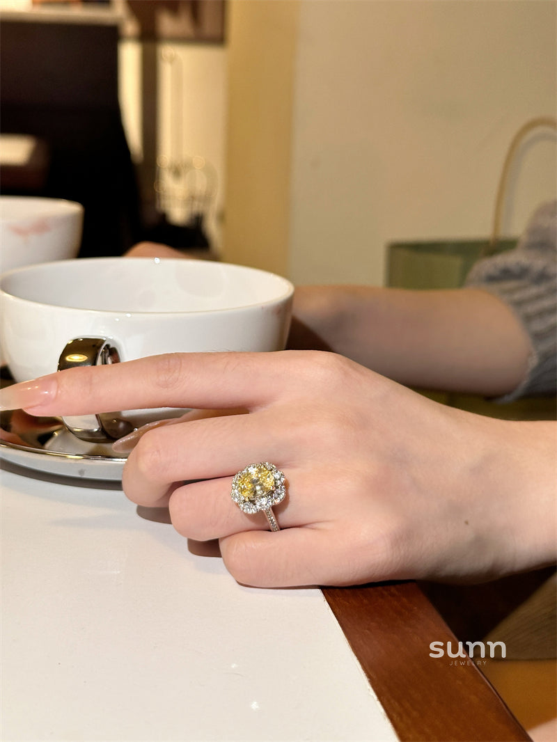 Briseyda Sparkling Cocktail Ring [W7CWZC4J]