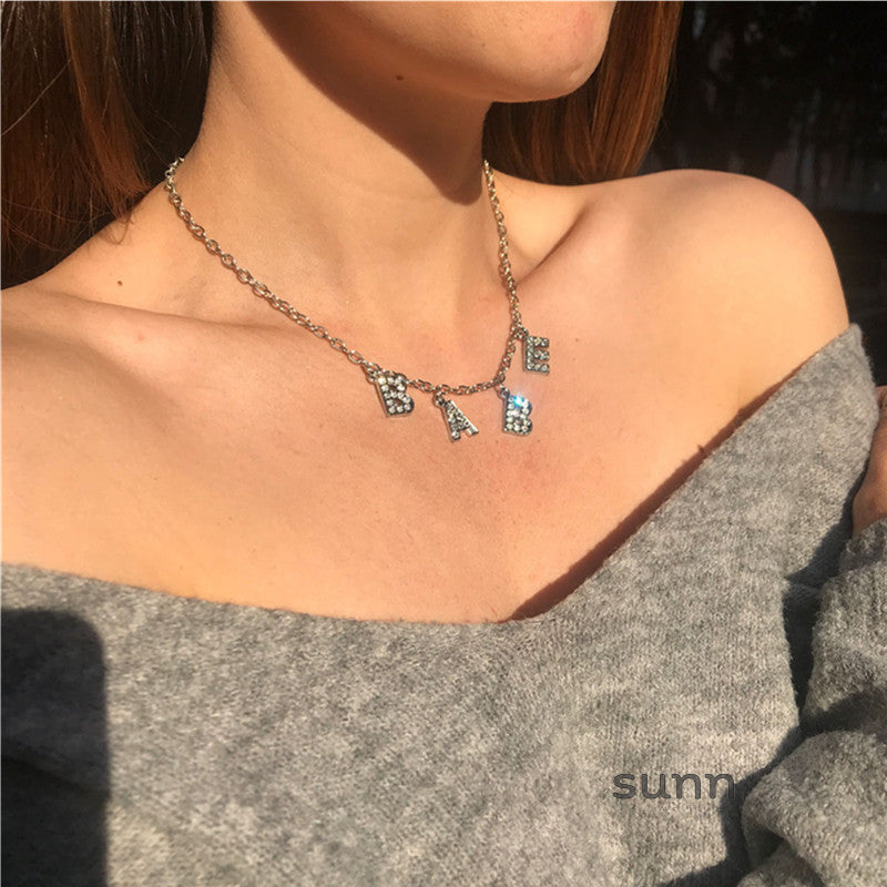 Britain Crystal Word Necklace [K9KPH2WA]