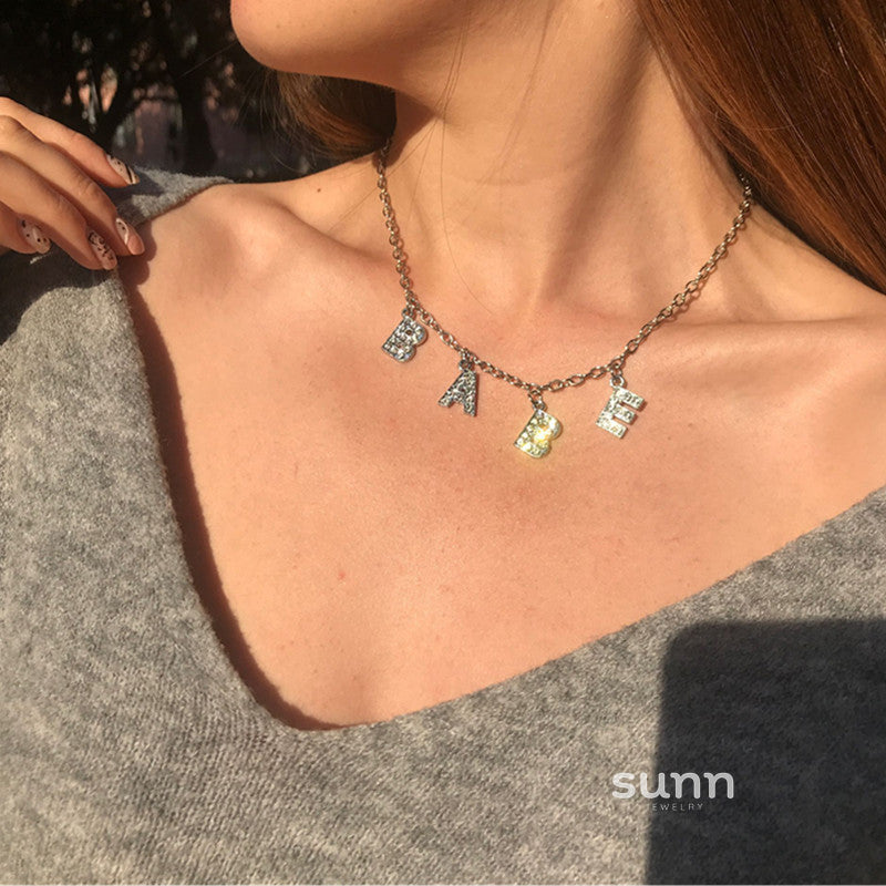 Britain Crystal Word Necklace [AFJDJM9R]