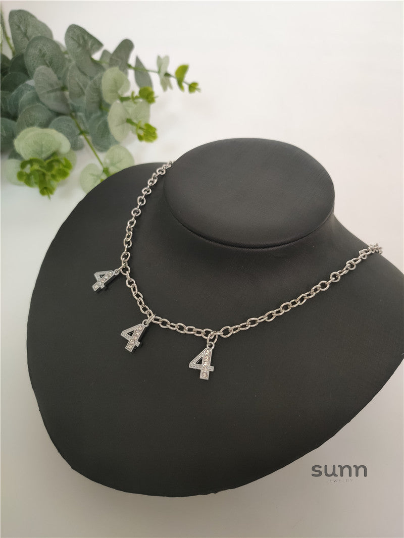 Britain Crystal Word Necklace [XBIA2YF4]