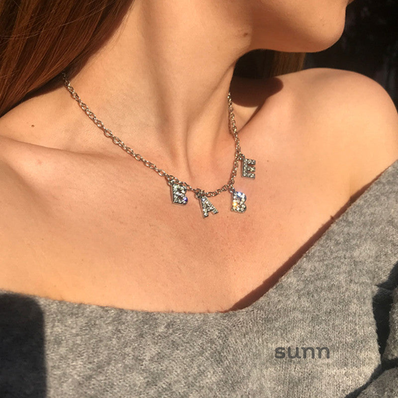 Britain Crystal Word Necklace [BKTGIMD2]