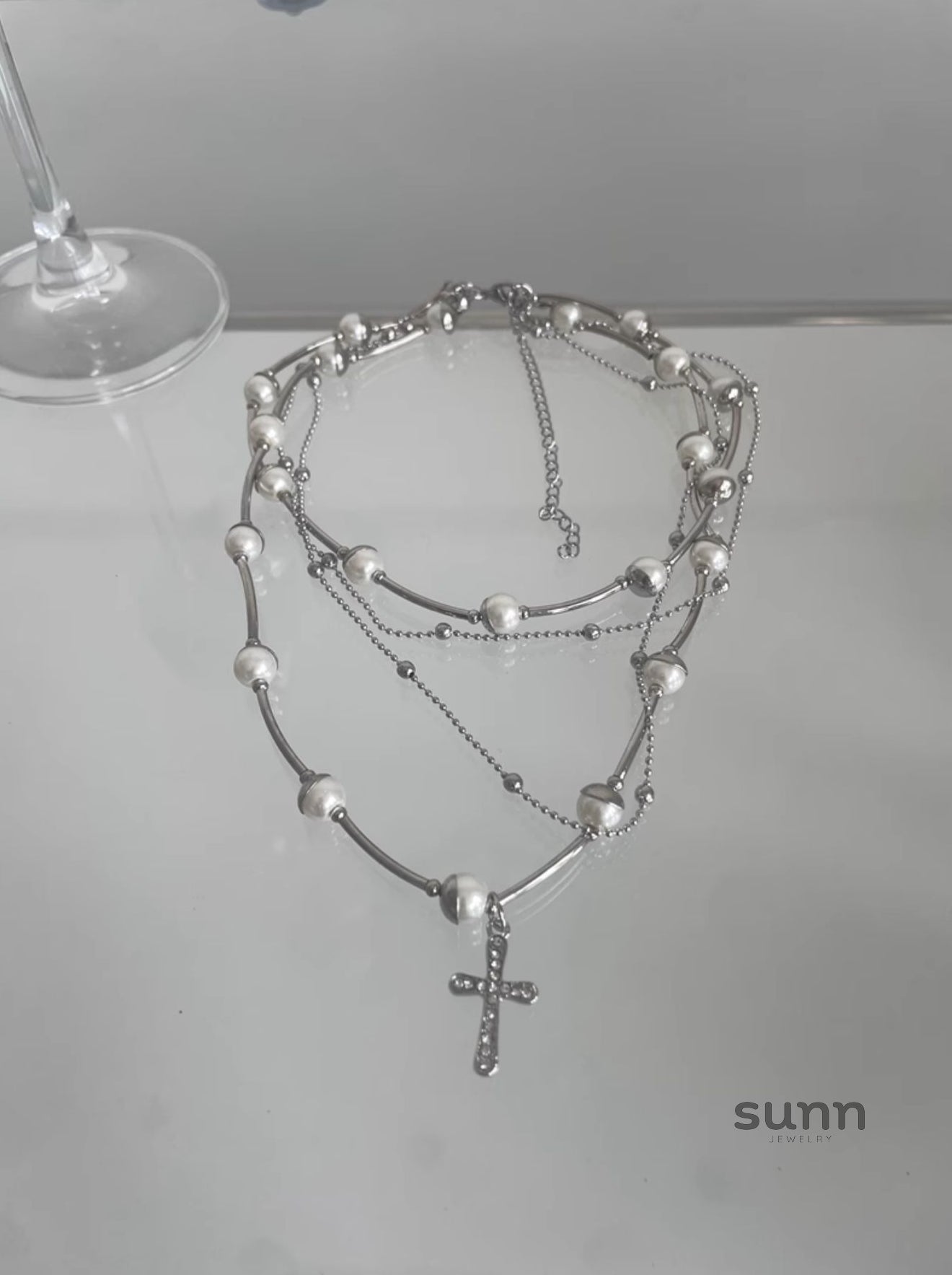 Britany Layered Pearl Cross Necklace [NO4XRJOZ]