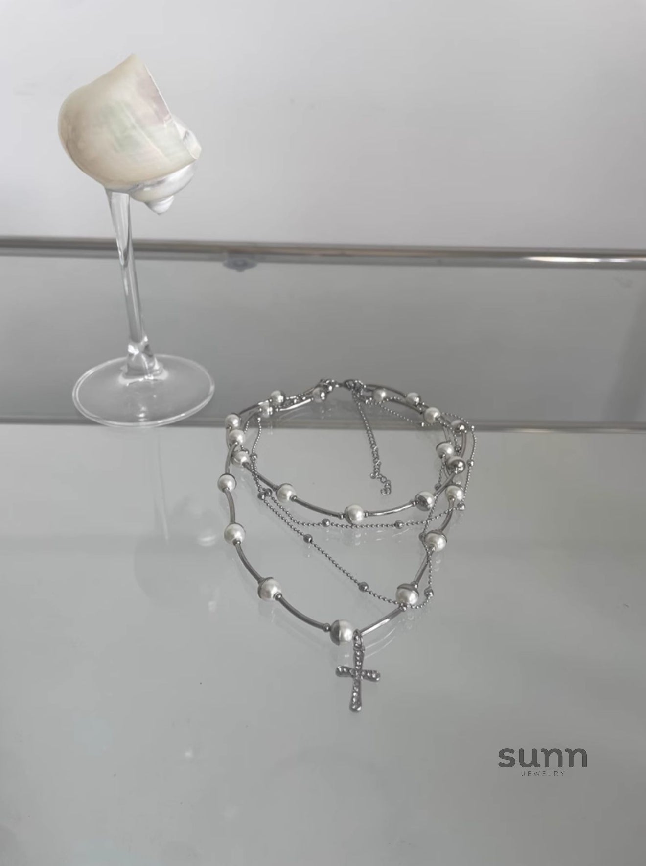Britany Layered Pearl Cross Necklace [9Y1DY4IA]