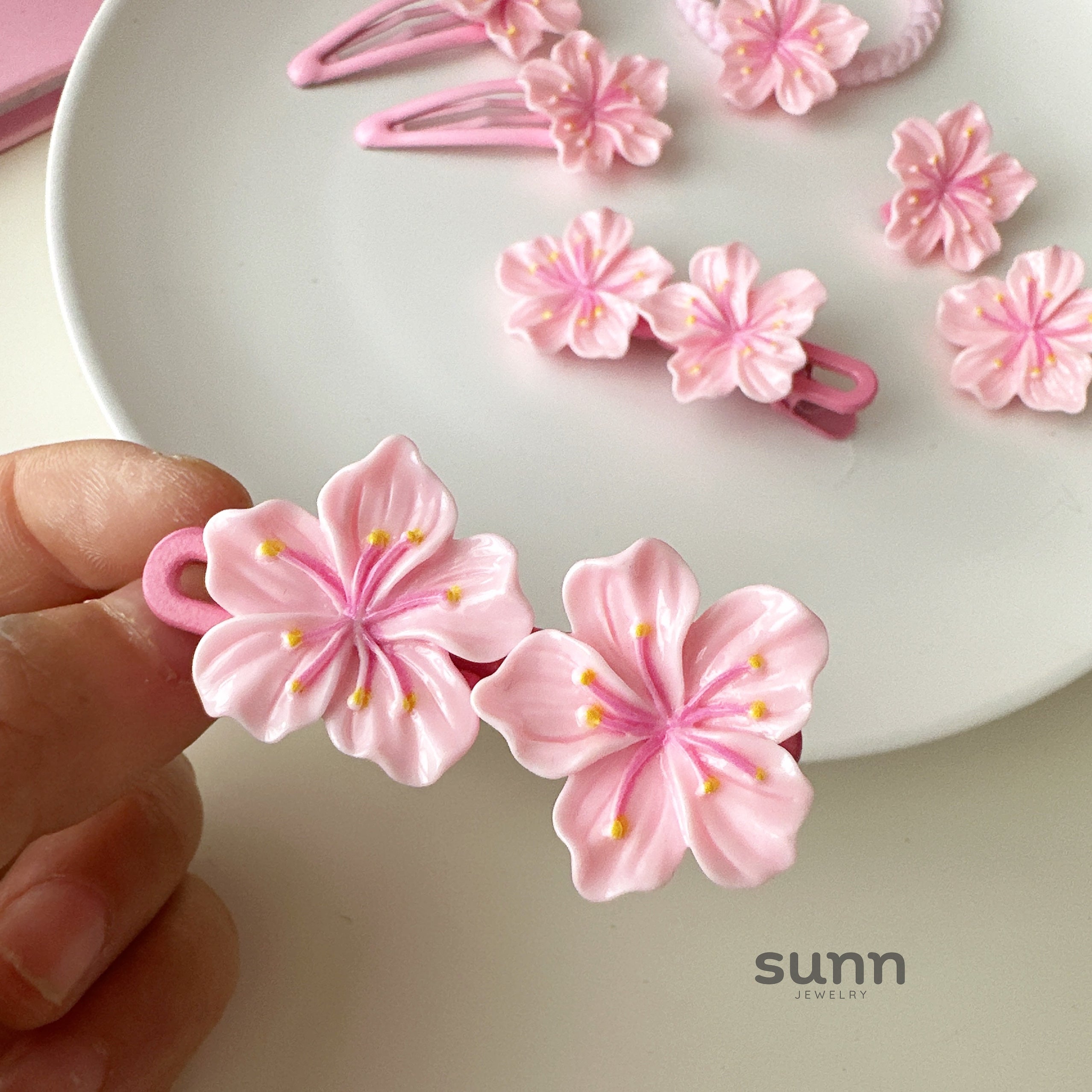 Britany Pink Blossom Hairpin [SBDDZNM5]