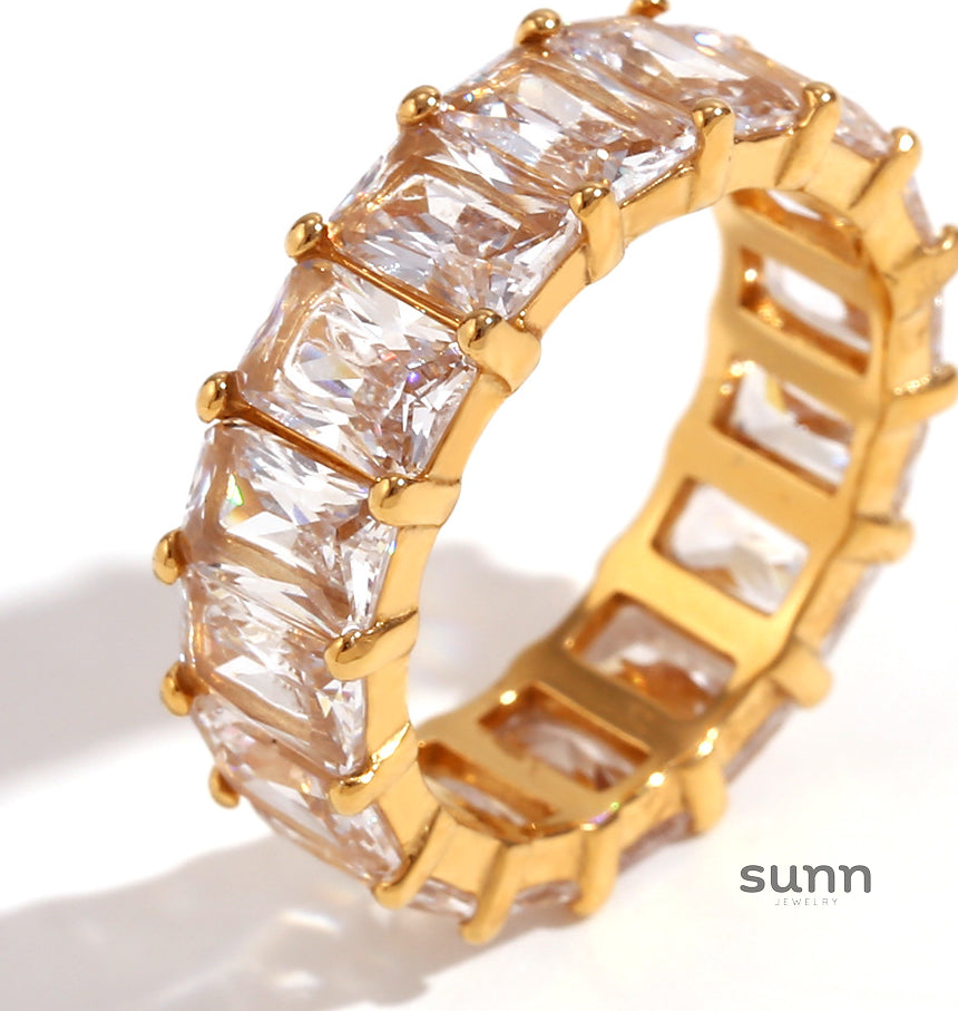 Bronwyn Square Zircon Ring [9XESH3G1]