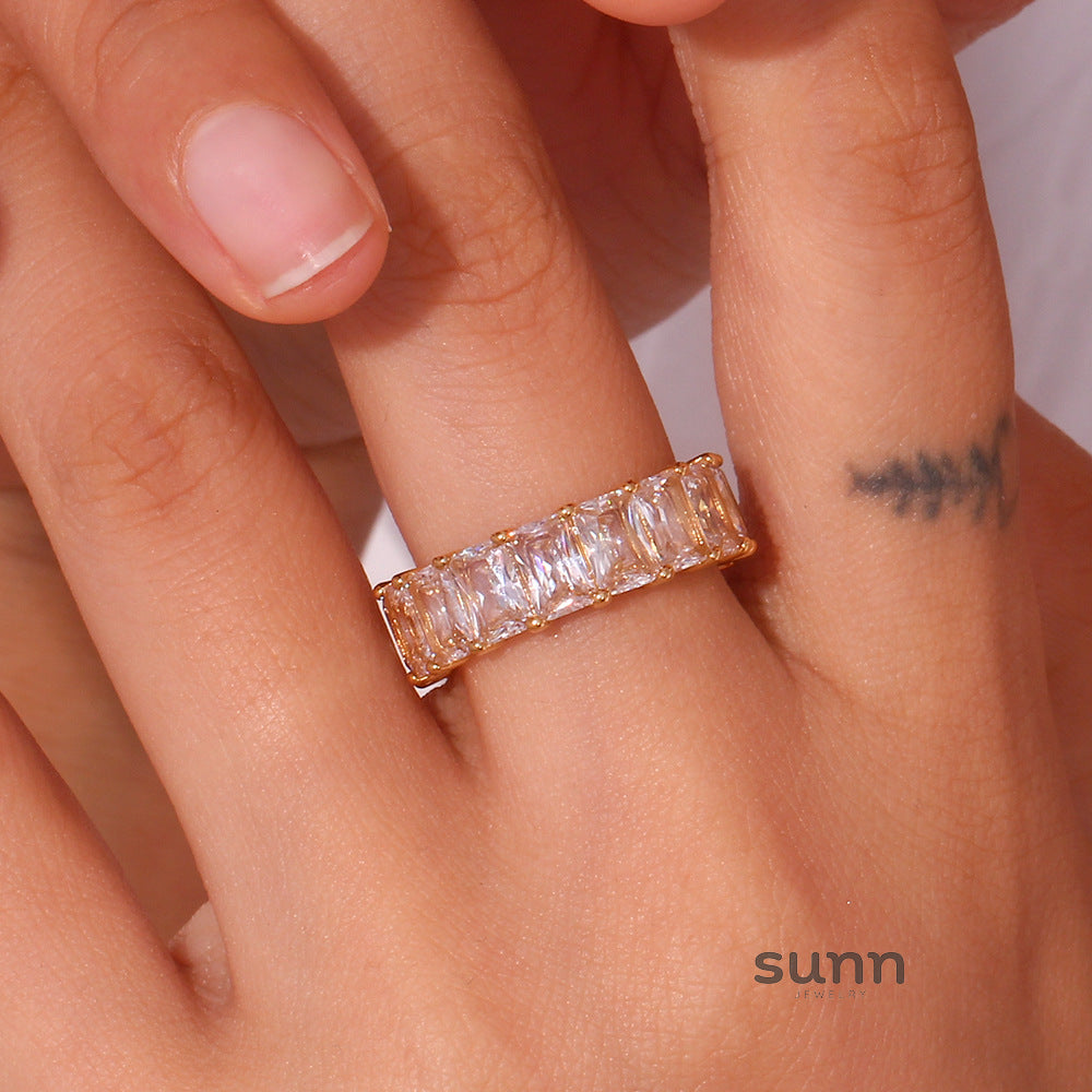 Bronwyn Square Zircon Ring [Y0JXPC86]