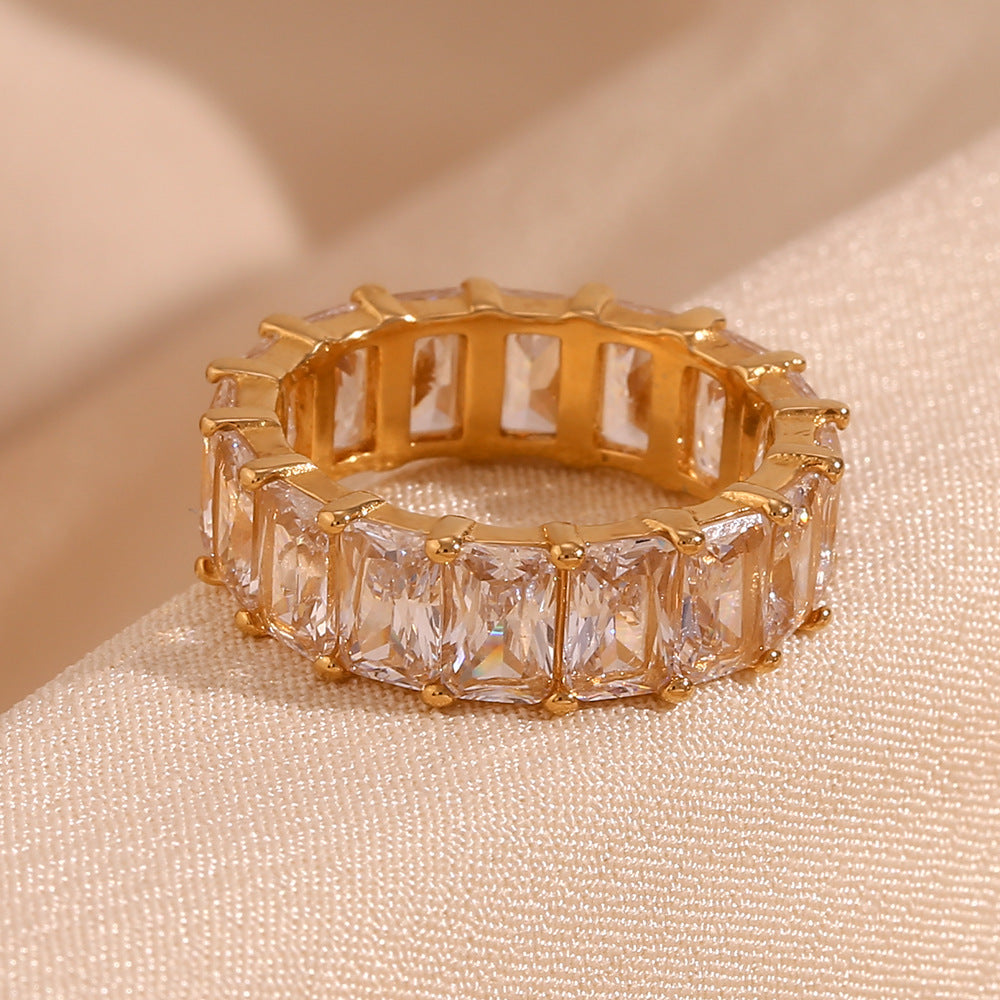 Bronwyn Square Zircon Ring [ZBDOW70F]