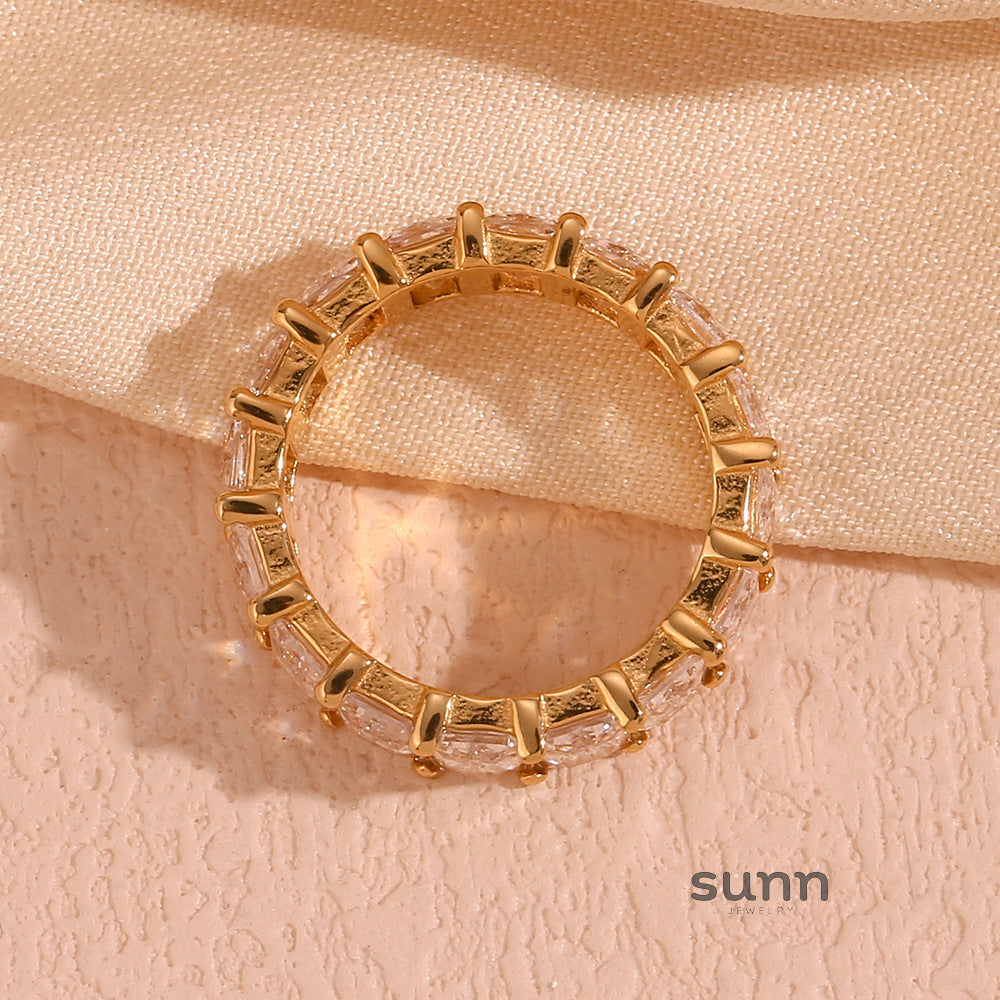 Bronwyn Square Zircon Ring [9I4JT4DL]