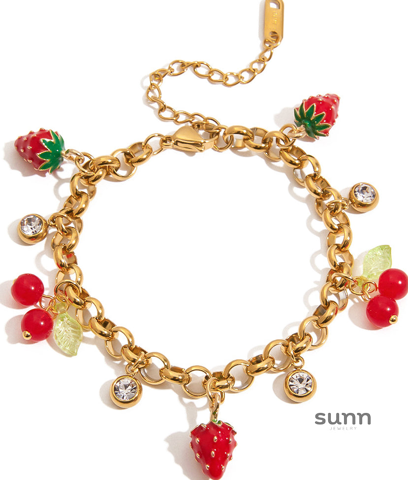Brook Layered Charm Bracelets [MONUXZ12]