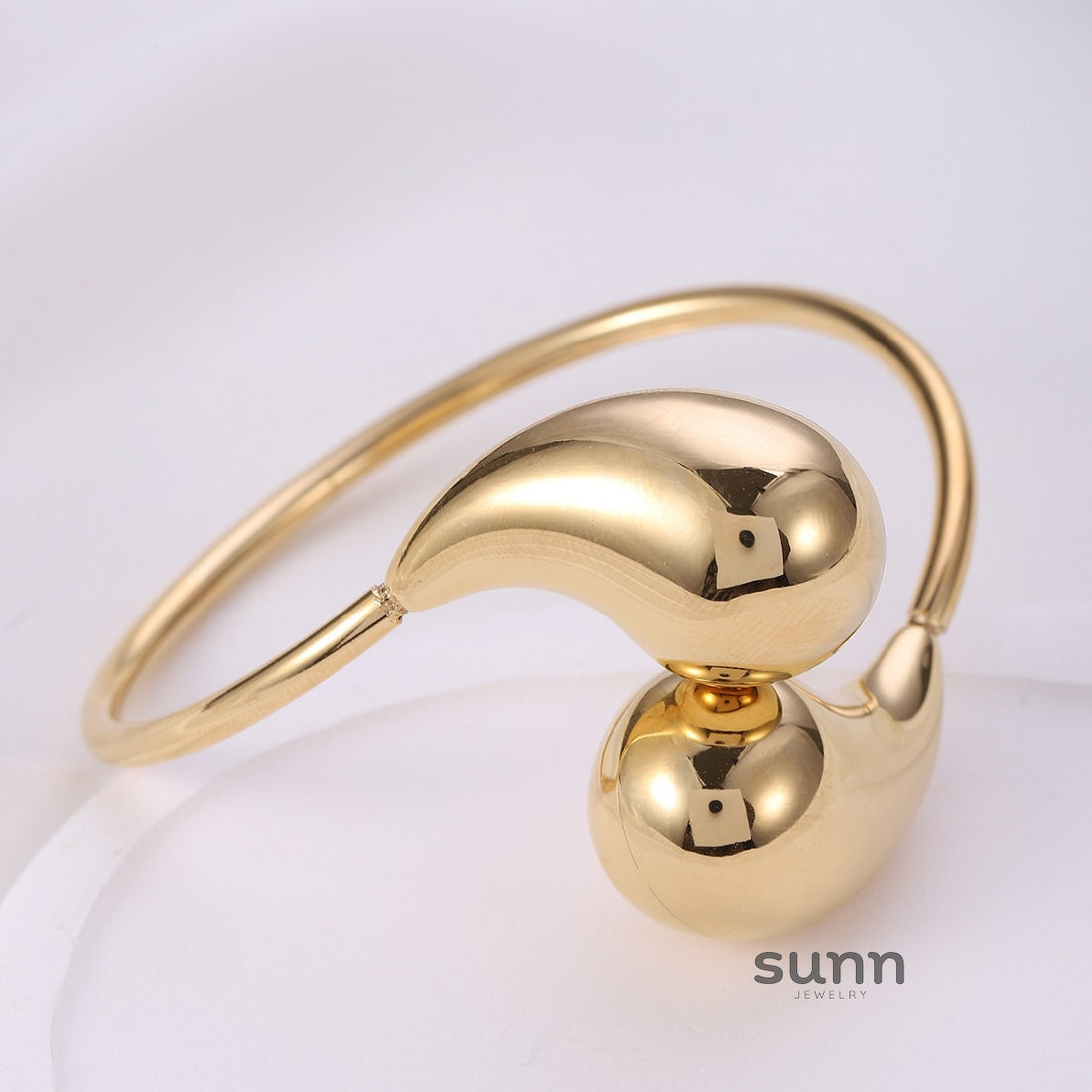 Brookelynn Fluid Drop Bracelet [FR7NATD7]