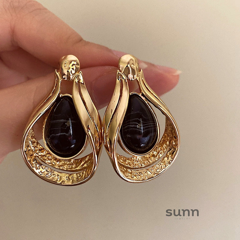 Brynleigh Ornate Teardrop Earrings [5J3D0SNW]