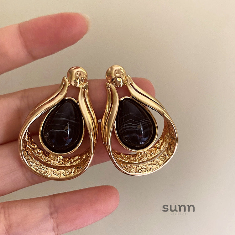 Brynleigh Ornate Teardrop Earrings [R614TGU8]