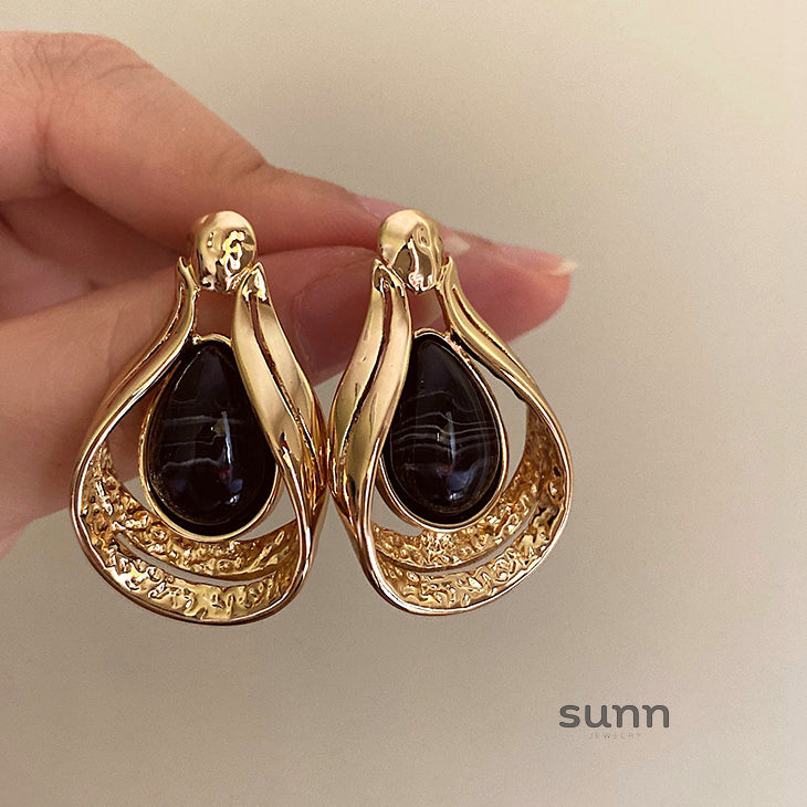 Brynleigh Ornate Teardrop Earrings [K8XUNWPZ]