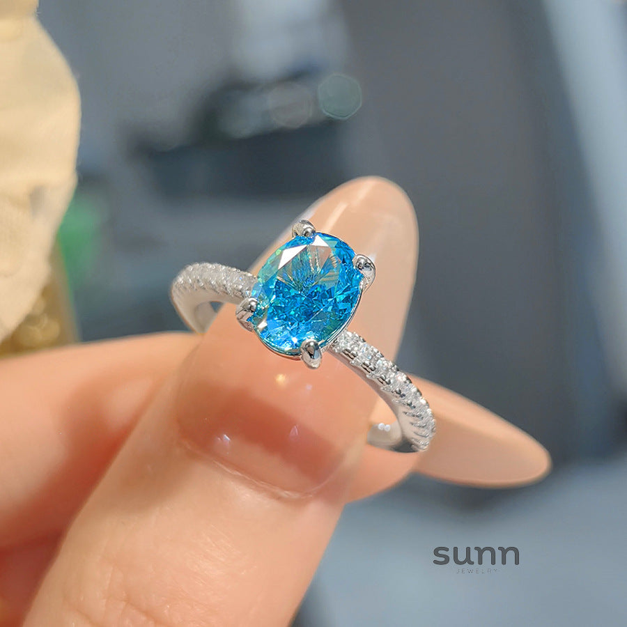 Brynn Ice Flower Cut Ring [NSN4TPI4]
