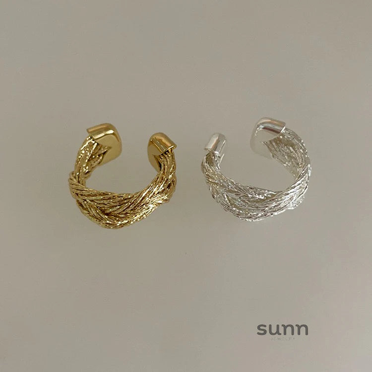 Brystal Woven Twist Ring
