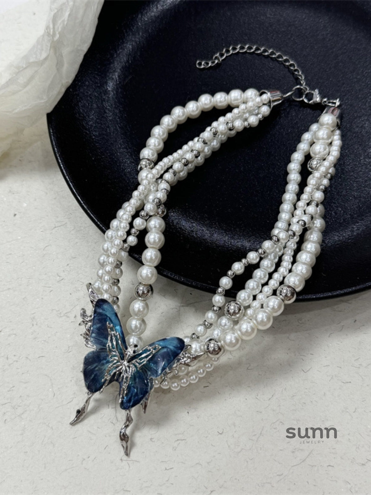 Cai Layered Pearl Butterfly Choker [WFXC1SIY]