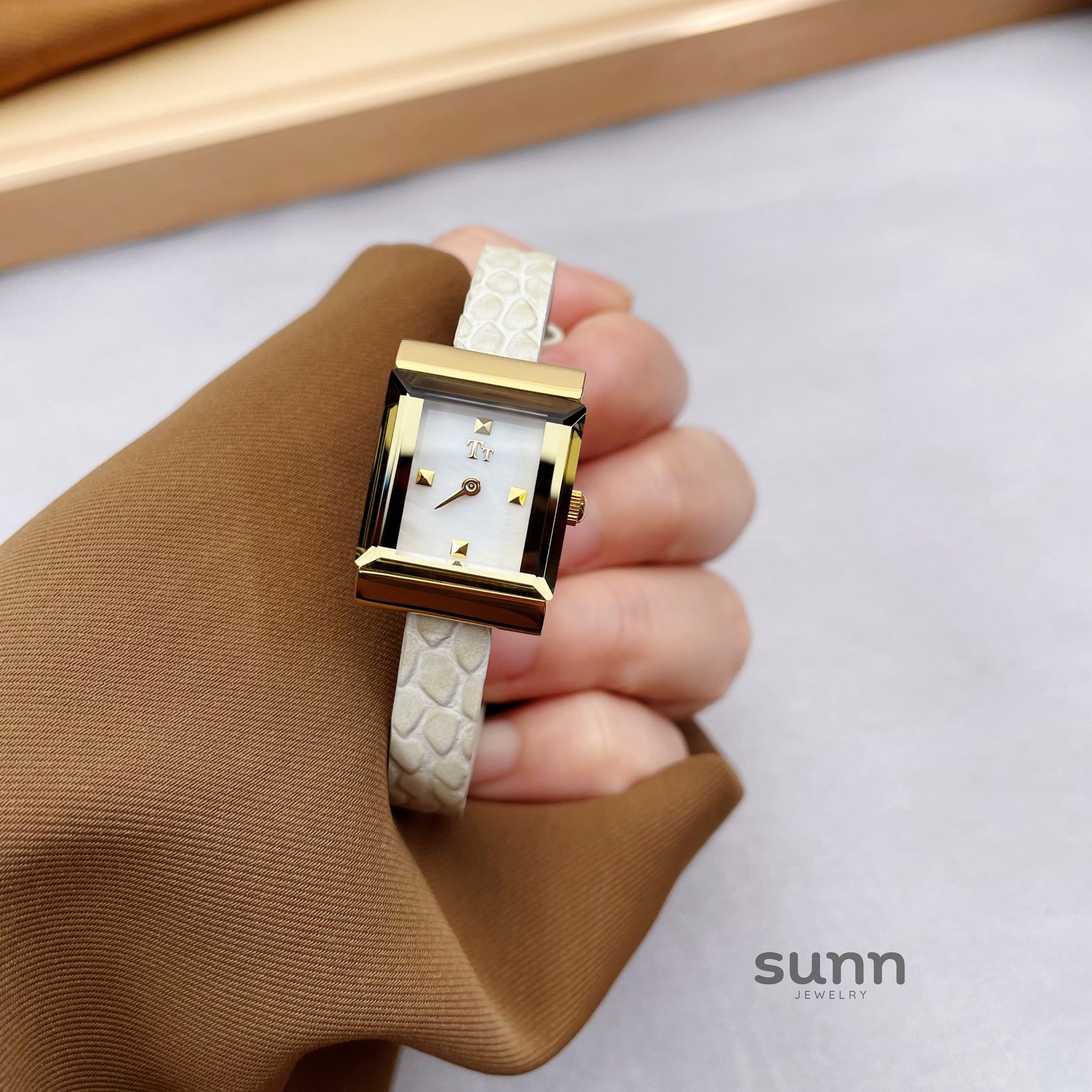 Caila Minimalist Rectangle Watch