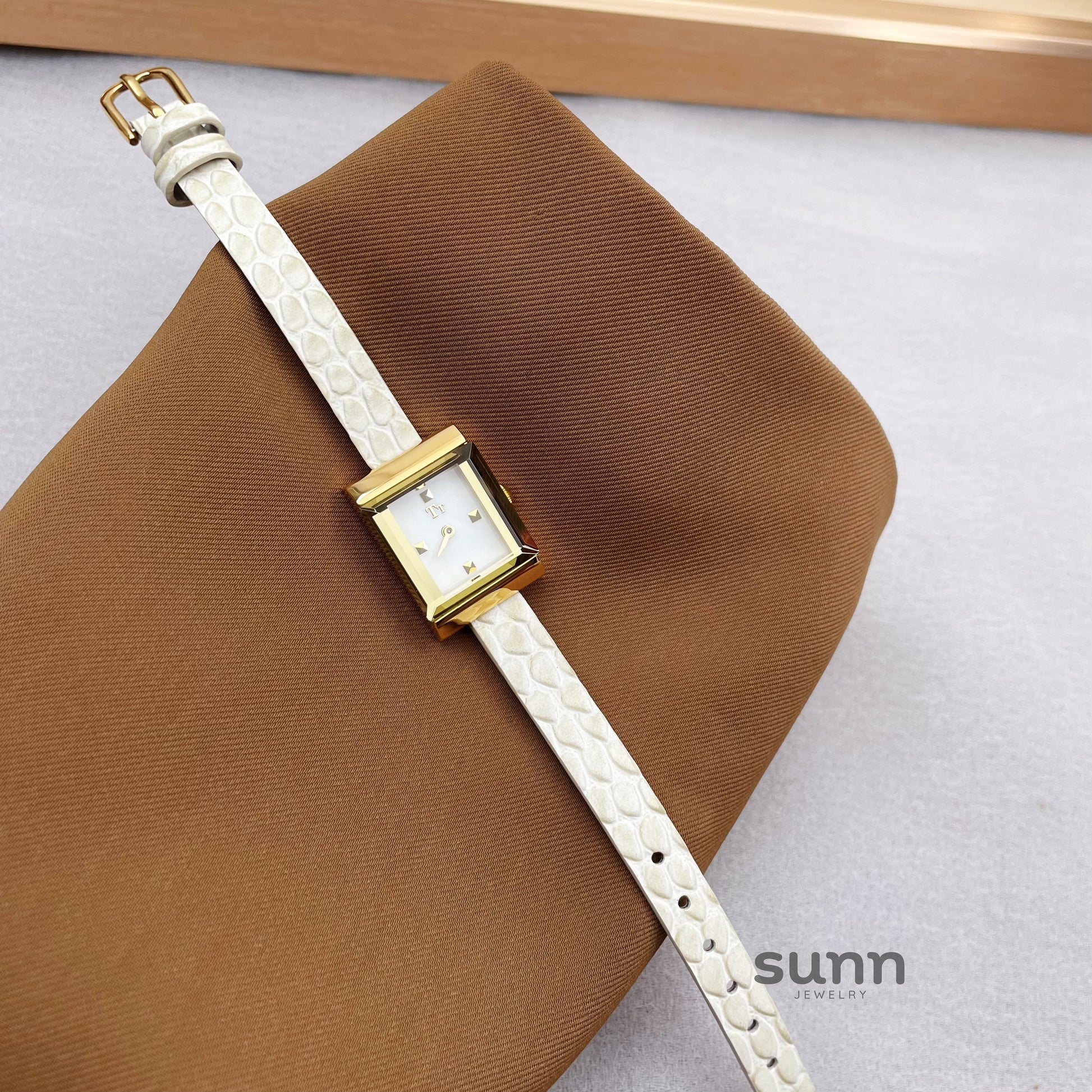 Caila Minimalist Rectangle Watch