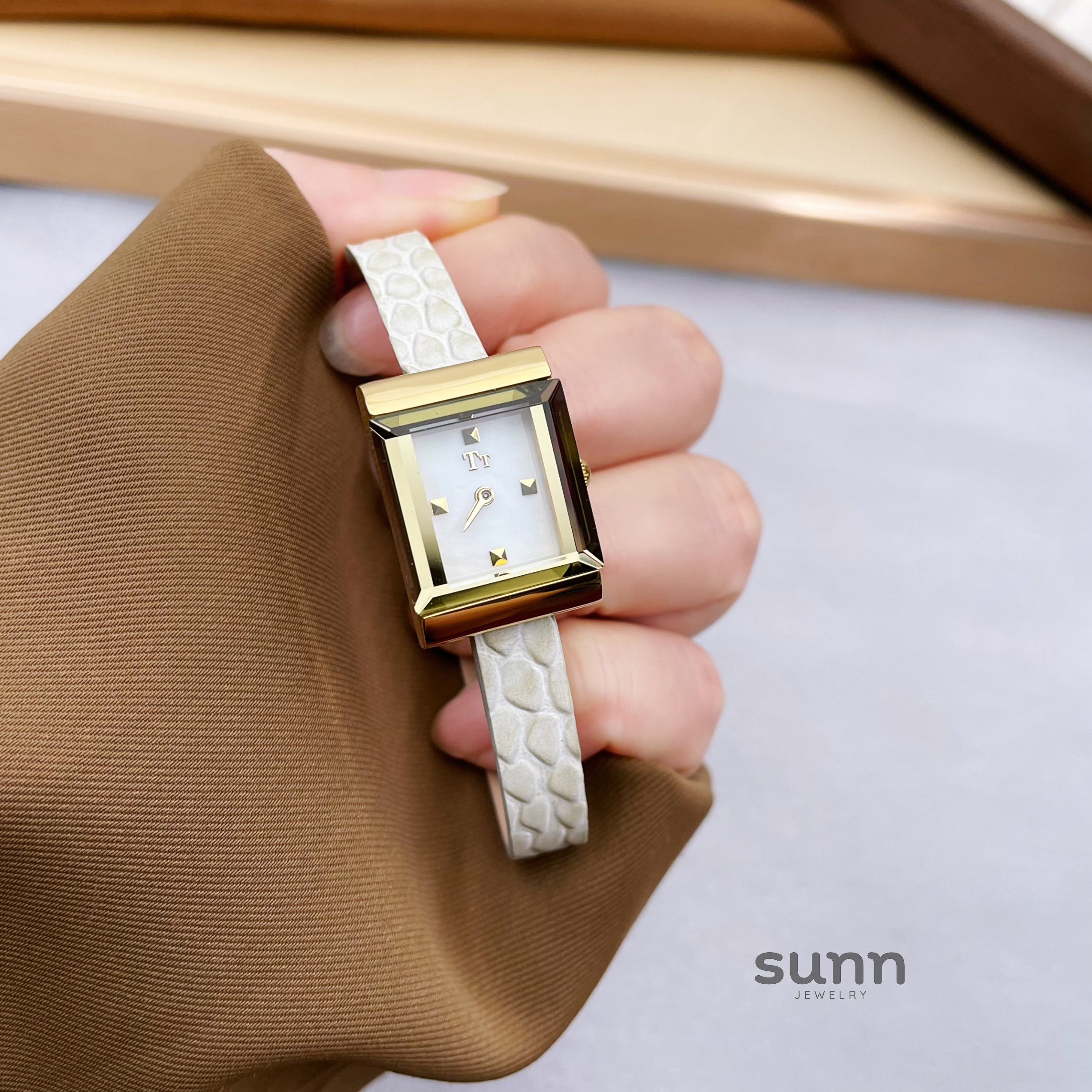 Caila Minimalist Rectangle Watch