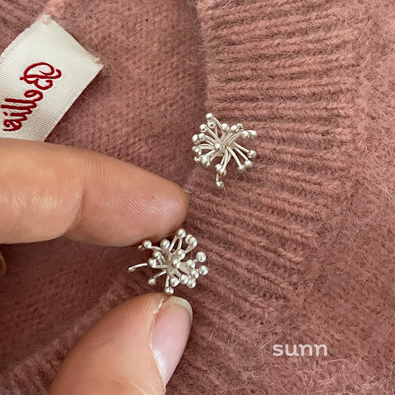 Cali Starburst Stud Earrings