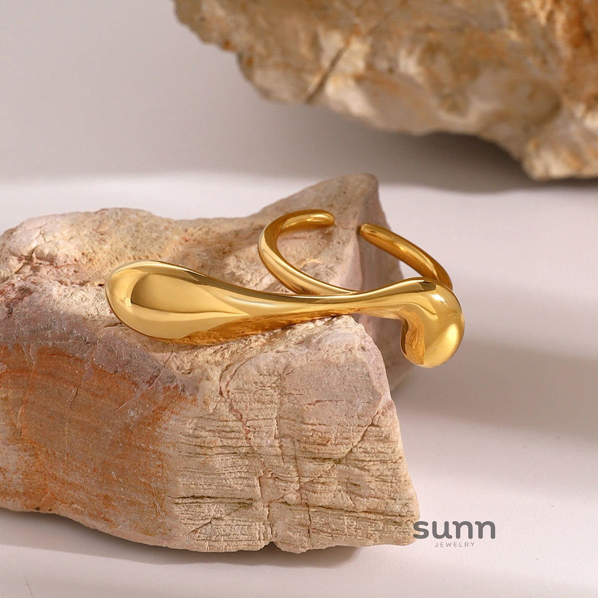 Calina Irregular Waterdrop Ring [LPED5WMM]