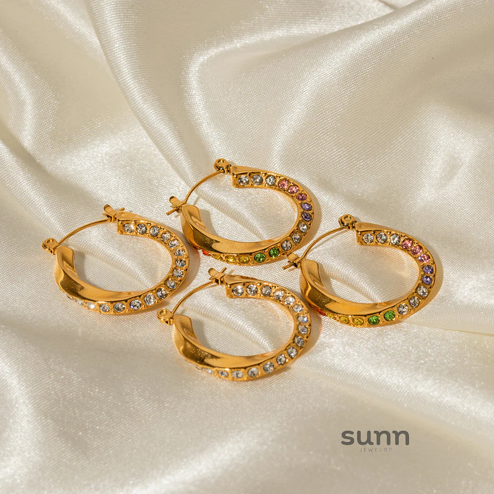 Calina Sparkling Mobius Hoops