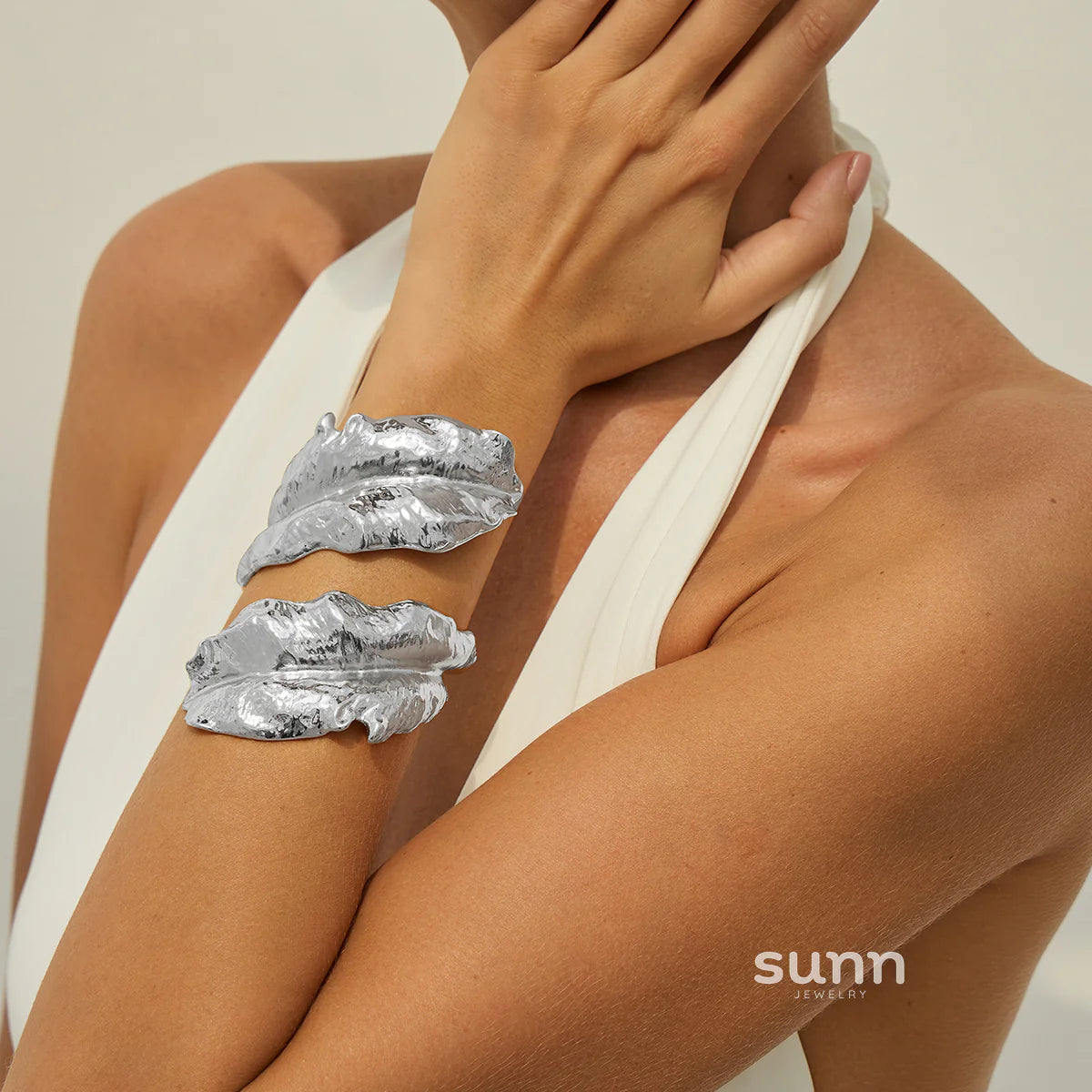 Callan Sculptural Leaf Bracelet
