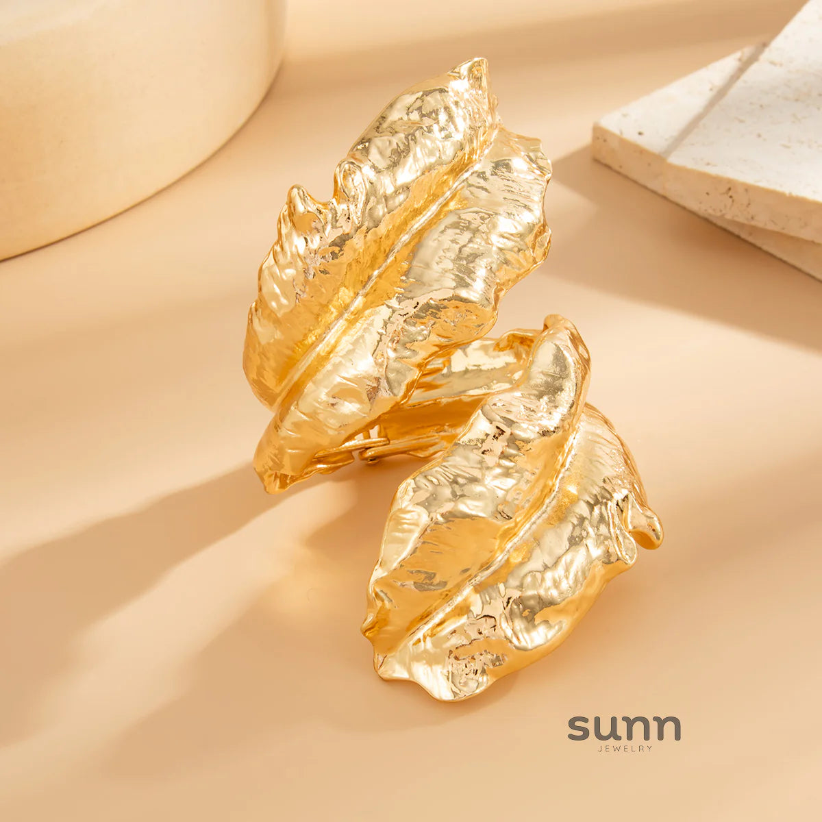 Callan Sculptural Leaf Bracelet