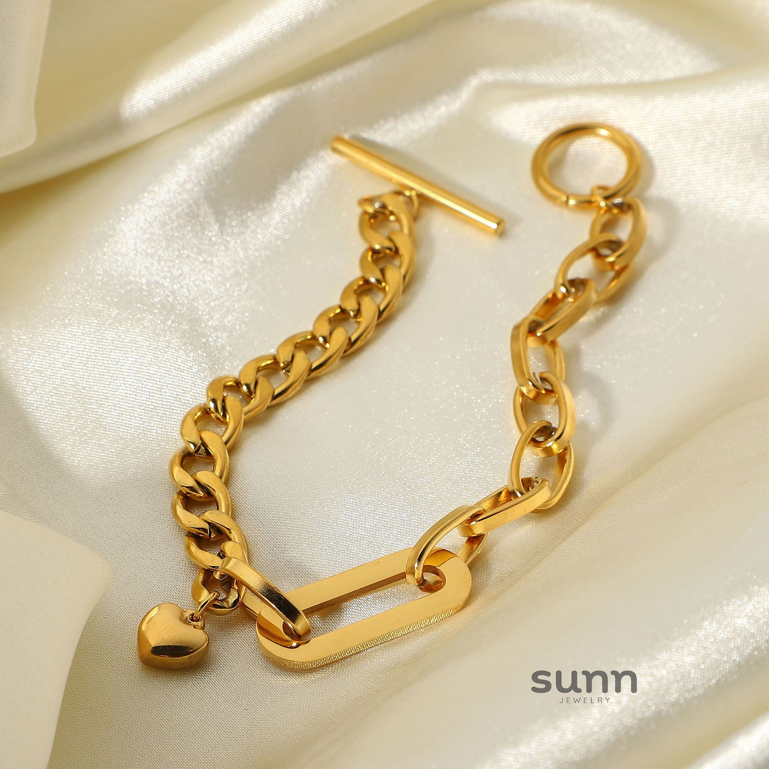 Cambria Gold Link Bracelet [V7CGGFSY]