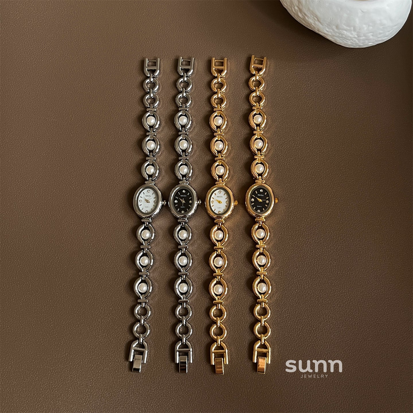 Camelia Oval Pearl Bracelet Watch [BOX7I7SH]