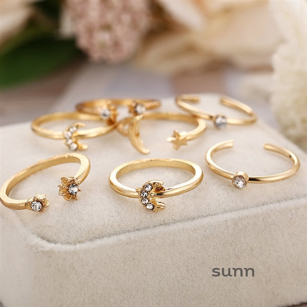 Camila Star Moon Ring Set [QACBK6V1]