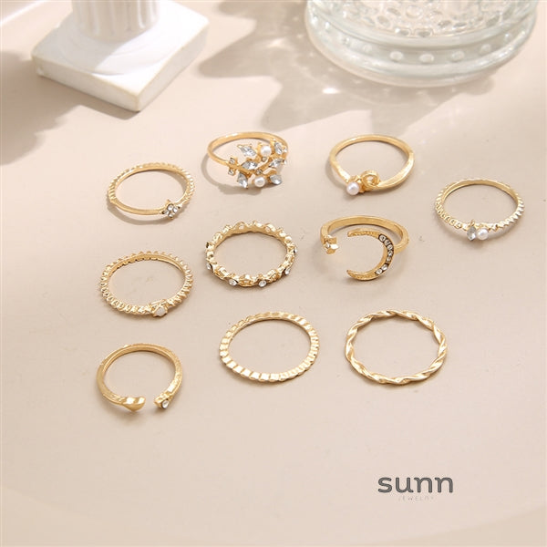Camila Star Moon Ring Set [9Y8DHNQZ]