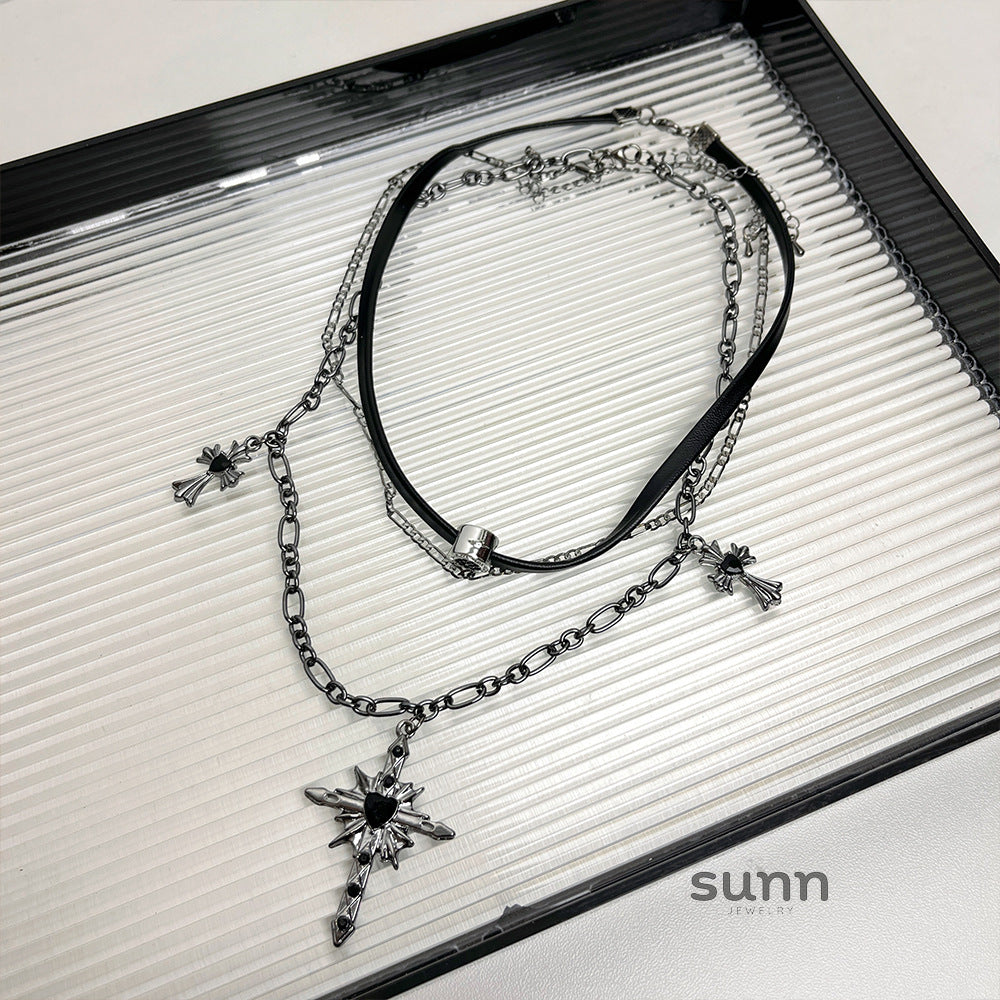 Camillia Dark Cross Layered Choker [OVZVAWA9]